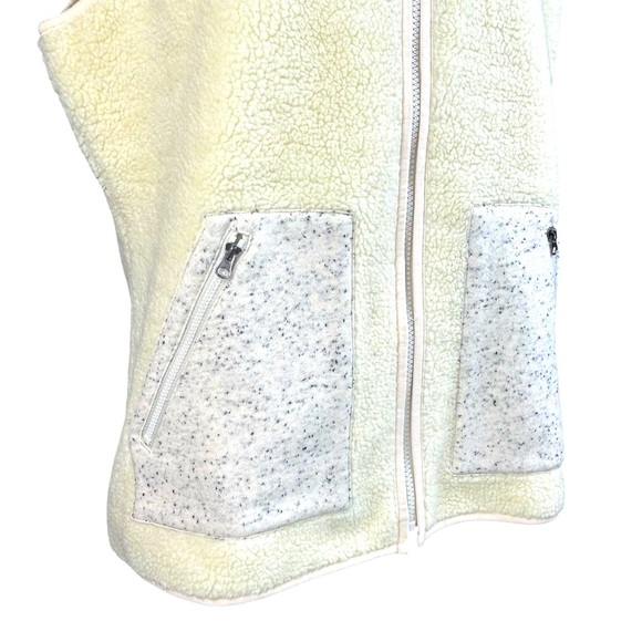 Talbots T By Talbots Faux Sherpa Vest Large Ivory Cozy Contrast Zip Pockets - Picture 2 of 10